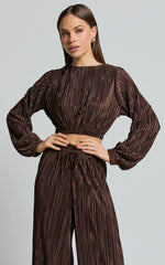 Kallie Top - Tie Back Plisse Long Sleeve Crop Top in Chocolate